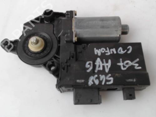 Rudehejsemotor forskærm venstre PEUGEOT 307 Break (3E) 2.0 HDI 110 | BP27115758E21 