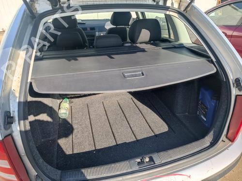 Plage arrière SKODA FABIA I Combi (6Y5) 1.4 16V (75 hp) 27124368