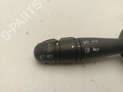 switch-renault-twingo-ii-cn0_-2007-33184842 main image