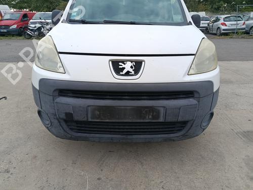 Used Front bumper reinforcement PEUGEOT PARTNER Box Body/MPV 1.6 HDi (75 hp) 28186771