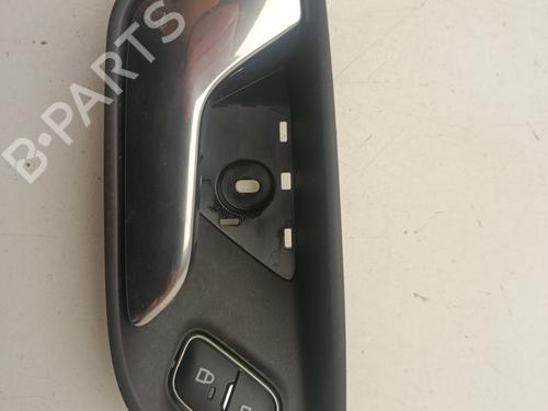 Used Front left interior door handle Front left interior door handle FORD FIESTA VII (HJ, HF) 1.1 Ti-VCT (86 hp) 33182817 33182817