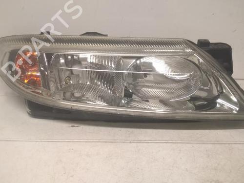 Højre forlygte RENAULT LAGUNA II (BG0/1_) 1.8 16V (BG04, BG0B, BG0C, BG0V) (117 hp) 27117445