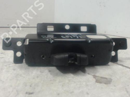 Used Tailgate lock PEUGEOT 208 I (CA_, CC_) 1.2 VTI 82 (82 hp) 27132812