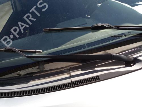 Used Front windshield wiper arm TOYOTA COROLLA Verso (ZER_, ZZE12_, R1_) 2.2 D-4D (AUR10_, AUR10R) (136 hp) 27133273
