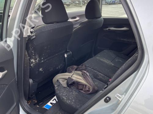 Gummiliste TOYOTA AURIS (_E15_) 2.0 D-4D (ADE150_, ADE150R) (126 hp) 32087878