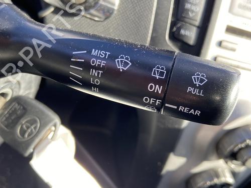 Used Steering column stalk TOYOTA YARIS (_P9_) 1.4 D-4D (NLP90_, NLP90R) (90 hp) 31953414