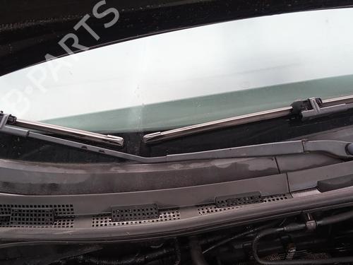 Used Front windshield wiper arm MAZDA 3 (BK) 1.6 DI Turbo (109 hp) 27137685