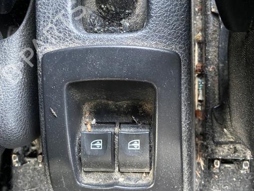 Used Right rear window switch Right rear window switch 38926162 38926162