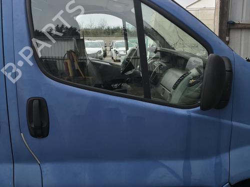 Front right lock NISSAN PRIMASTAR Van (X83) 2.5 dCi 140 8050200QAC