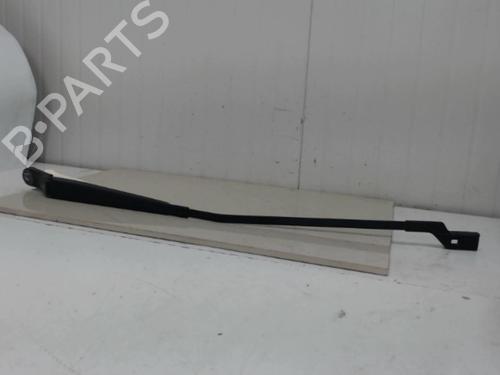 Used Front windshield wiper arm PEUGEOT 5008 (0U_, 0E_) 1.6 HDi (112 hp) 27118312