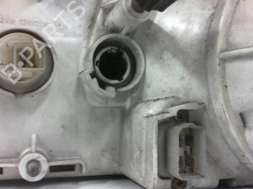 Used Left headlight Left headlight SKODA FAVORIT Forman (785) 1.3 (135 E) (54 hp) 27132392 27132392