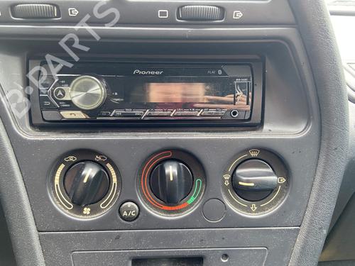 Commande Chauffage PEUGEOT 306 Hatchback (7A, 7C, N3, N5) 1.4 (75 hp) 29182265