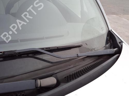 Used Front windshield wiper arm CITROËN C3 I (FC_, FN_) 1.4 HDi (68 hp) 27100113
