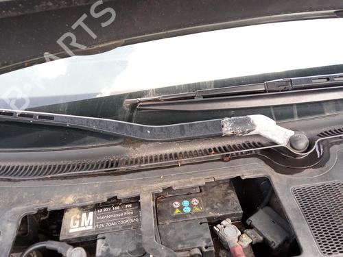 Used Front windshield wiper arm AUDI A4 B6 (8E2) 3.0 quattro (220 hp) 27137770