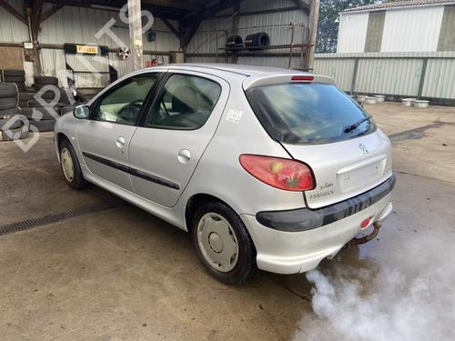 Venstre foran utvendig håndtak PEUGEOT 206 Hatchback (2A/C) 1.4 i | BP28730898C128 
