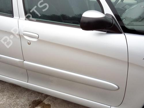 Høyre foran lås CITROËN XSARA PICASSO (N68) 2.0 HDi (90 hp) 27100281