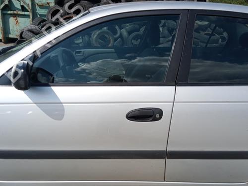 Used Front left lock TOYOTA AVENSIS (_T22_) 2.0 TD (CT220_, CT220R) (90 hp) 27110232