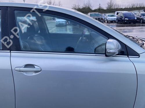 Porte avant droite TOYOTA AVENSIS (_T25_) 2.2 D-CAT (ADT251_, ADT251R) (177 hp) 32135721
