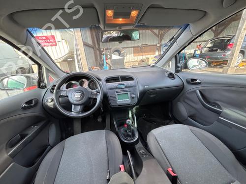 Used Seat buckle Seat buckle 39177249 39177249