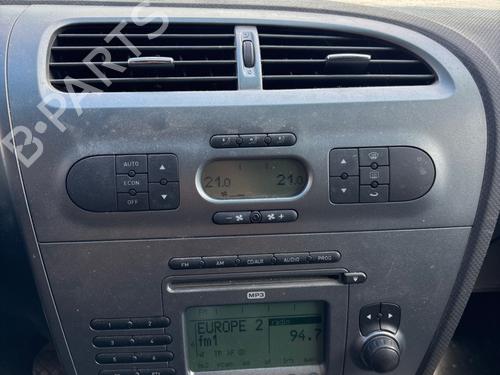 Used Radio Radio 37008288 37008288