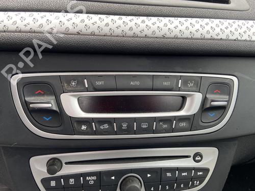 Commande Chauffage RENAULT MEGANE III Hatchback (BZ0/1_, B3_) 1.5 dCi (BZ09, BZ0D, BZ1W, BZ29, BZ14) (110 hp) 32098315