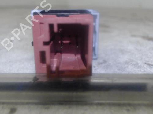 warning-switch-citroen-c3-iii-sx-2016-27134832 main image