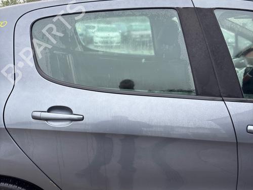 Used Rear right door window Rear right door window PEUGEOT 308 I (4A_, 4C_) 1.6 HDi (109 hp) 39932009 39932009