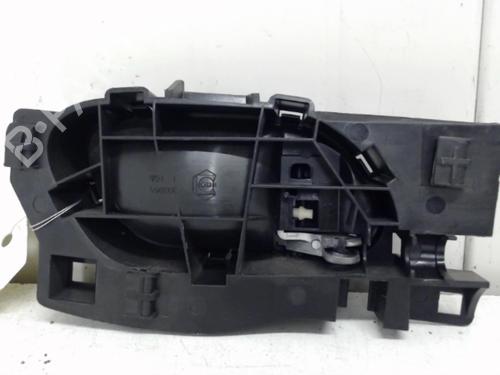 Used Rear left interior door handle Rear left interior door handle PEUGEOT 207 (WA_, WC_) 1.4 HDi (68 hp) 27117516 27117516