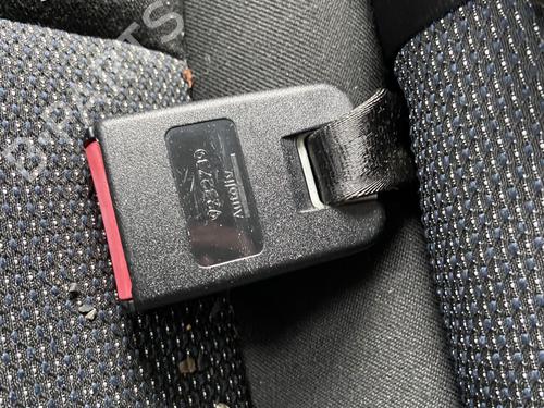 Used Seat buckle PEUGEOT 206+ (2L_, 2M_) 1.4 i (73 hp) 32993315