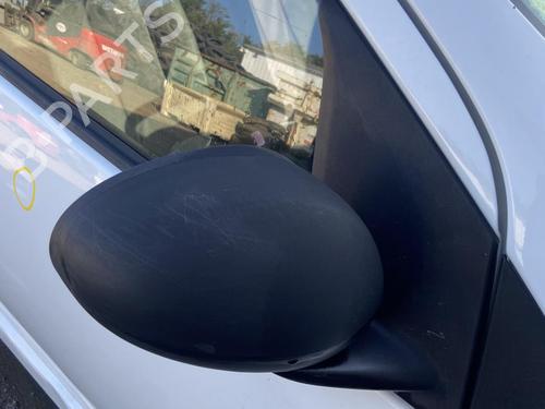 Used Right mirror TOYOTA AYGO (_B1_) 1.0 (KGB10_, KGB10R) (68 hp) 27105824