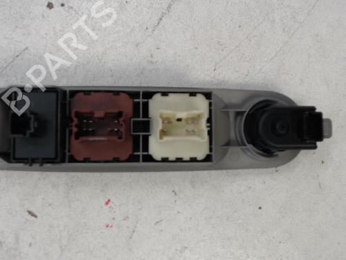 Used Left front window switch Left front window switch RENAULT ZOE (BFM_) ZOE (88 hp) 27124773 27124773