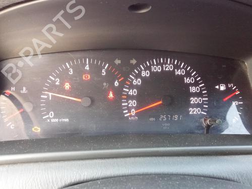 Used Instrument cluster TOYOTA COROLLA (_E12_) 2.0 D-4D (CDE120R, CDE120L_) (116 hp) 27144572