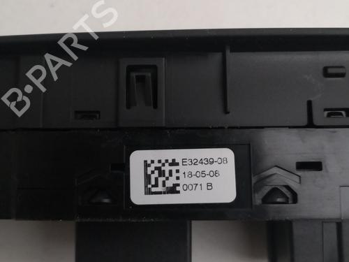 Venstre Foran elrute bryter RENAULT MEGANE IV Hatchback (B9A/M/N_) 1.5 dCi 110 (B9A3) | BP29814966I27
