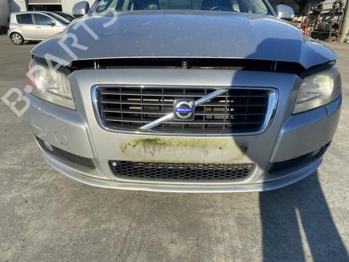 Foran kofangere VOLVO S80 II (124) D5 (185 hp) 32671433
