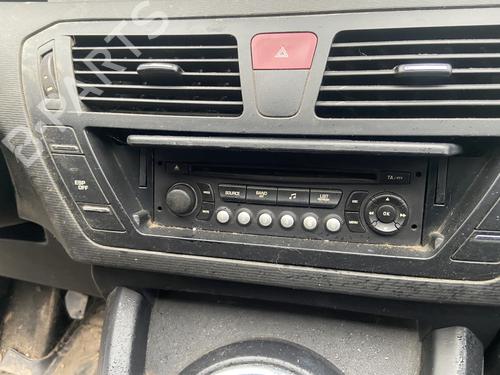 Used Radio CITROËN C4 Grand Picasso I (UA_) 1.6 HDi (109 hp) 30199738