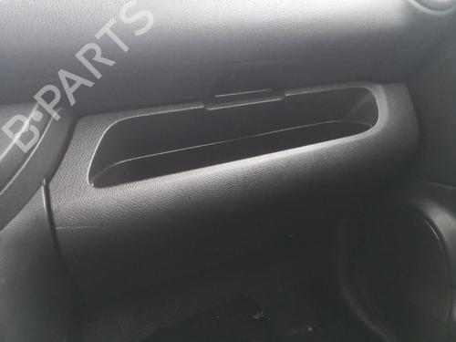 Used Glove box NISSAN NOTE (E11, NE11) 1.5 dCi (86 hp) 27131923