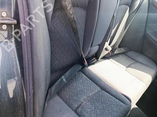 Sæde Bagtil MERCEDES-BENZ C-CLASS (W203) C 270 CDI (203.016) (170 hp) 27123347