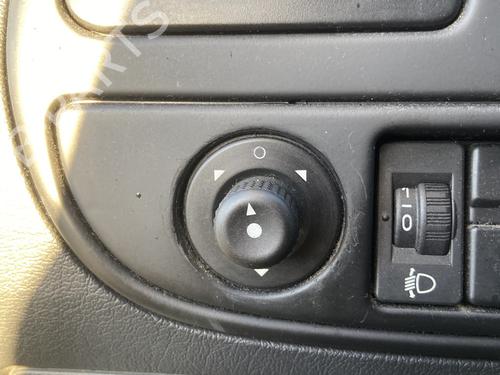 Used Headlight switch CITROËN XSARA Break (N2) 2.0 HDI 90 (90 hp) 32438502