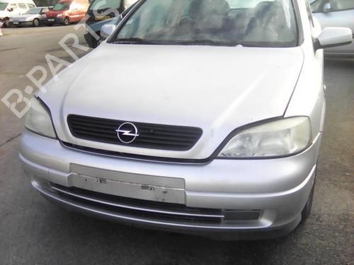 Used Left front fog light OPEL ASTRA G Hatchback (T98) 2.0 16V (F08, F48) (136 hp) 27116125