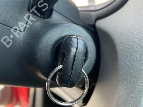 Used Ignition barrel Ignition barrel CITROËN C3 I (FC_, FN_) 1.4 i (73 hp) 31884000 31884000