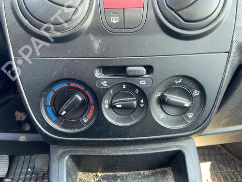 AC Styreenhet / Manøvreringsenhet CITROËN NEMO MPV 1.4 (73 hp) 27114223