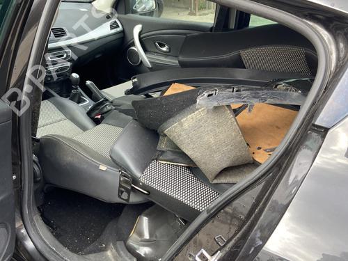 Used Rubber door seal RENAULT MEGANE III Hatchback (BZ0/1_, B3_) 1.5 dCi (BZ09, BZ0D, BZ1W, BZ29, BZ14) (110 hp) 32098336