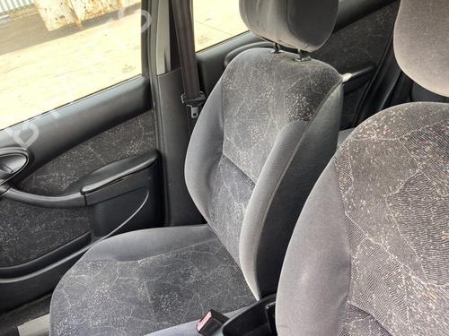 Right front seat CITROËN XSARA (N1) 1.8 i 00008990LK