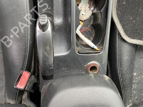 Parkbremsarm/handtak FORD KUGA I 2.0 TDCi (140 hp) 32299550