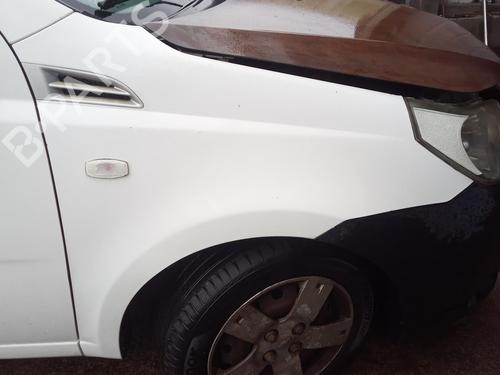 Used Right front fenders CHEVROLET AVEO / KALOS Hatchback (T250, T255) 1.2 LPG (84 hp) 27145414