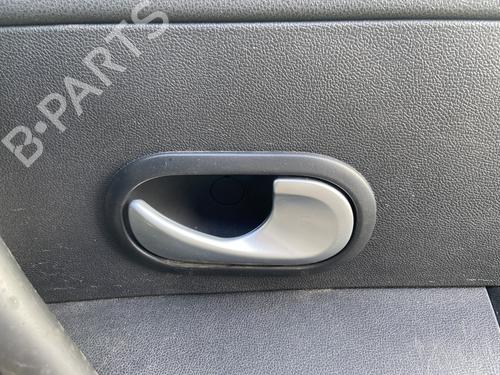 Used Front right interior door handle RENAULT CLIO III (BR0/1, CR0/1) 1.5 dCi (C/BR0G, C/BR1G) (68 hp) 32864856