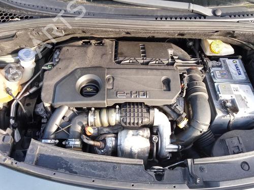 Used Water radiator Water radiator CITROËN C3 II (SC_) 1.6 HDi (92 hp) 27102863 27102863