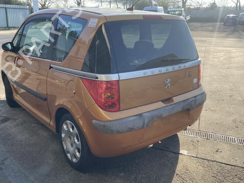 Right headlight PEUGEOT 1007 (KM_) 1.4 | BP33570227C29 - Image 4