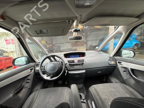 Used Glove box Glove box CITROËN C4 Picasso I MPV (UD_) 1.6 HDi (109 hp) 40446053 40446053