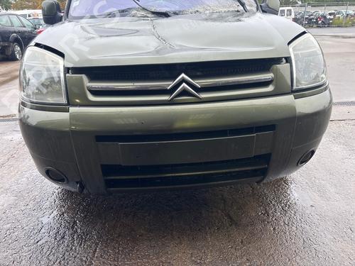 Used Front bumper reinforcement Front bumper reinforcement CITROËN BERLINGO / BERLINGO FIRST MPV (MF_, GJK_, GFK_) 1.6 HDI 90 (MF9HX) (90 hp) 39931928 39931928